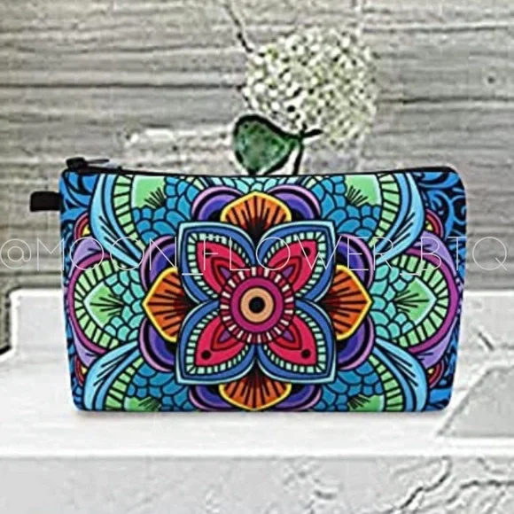 Ⓜ️SOLDⓂ️ Boho Mandala Makeup Cosmetic Bag Rainbow Flower - Picture 4 of 8
